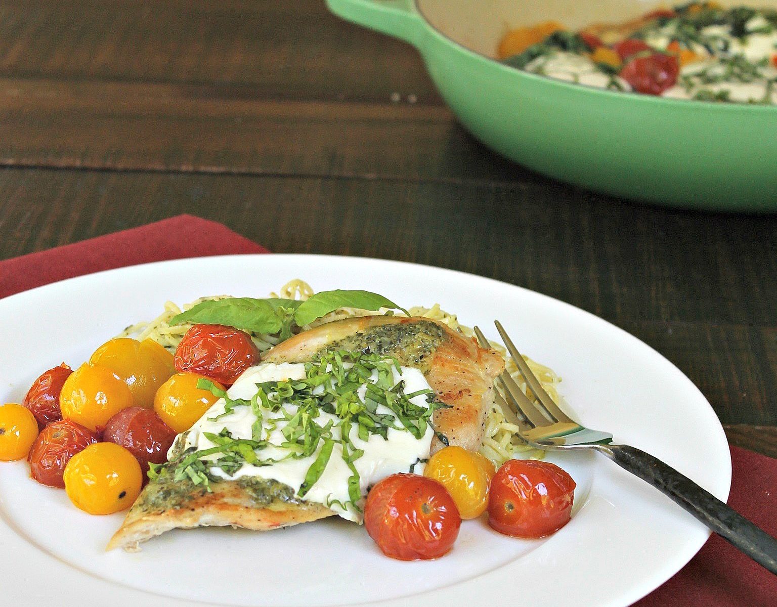 Easy Baked Caprese Chicken Get Closer To Dinner With The Great Taste Of Buitoni Pasta Sauces