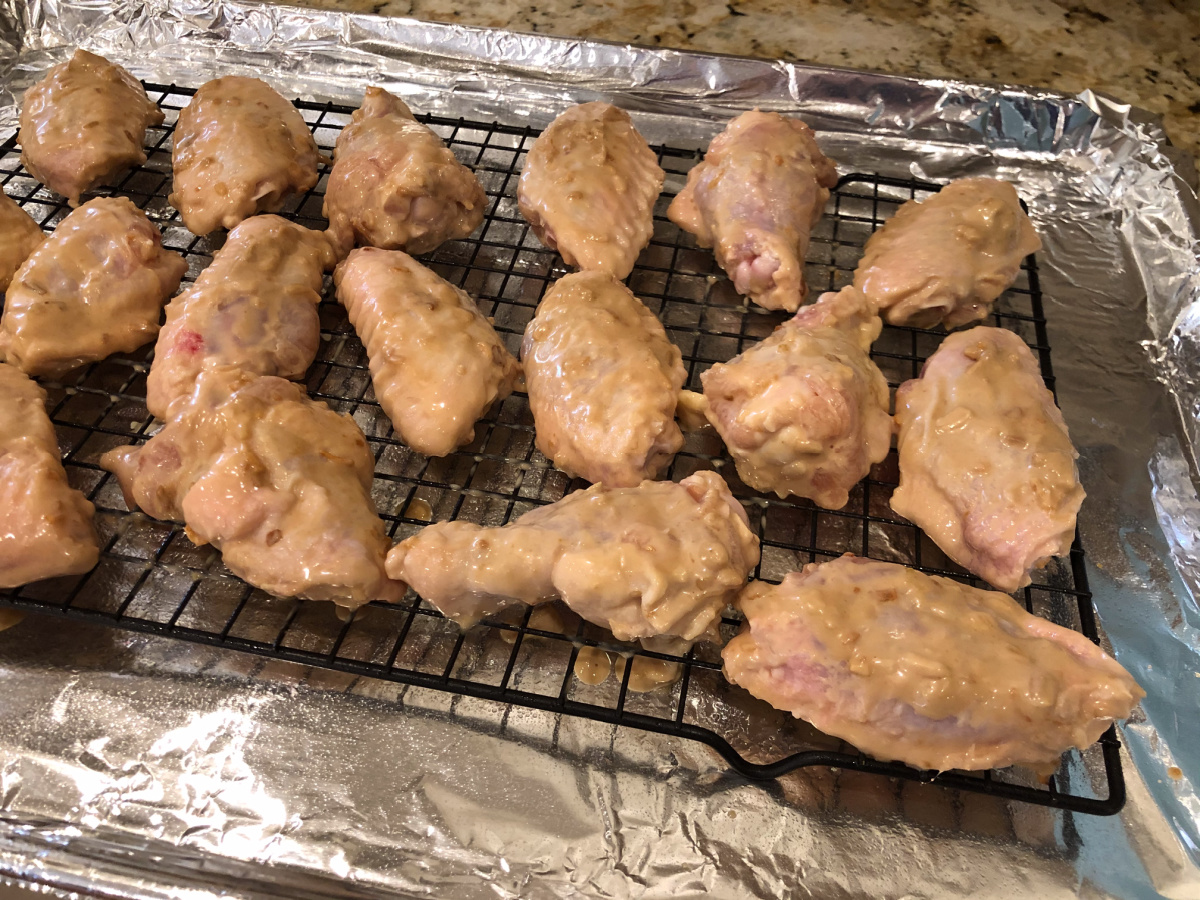 Sticky Baked Onion Chicken Wings on I Heart Publix 2