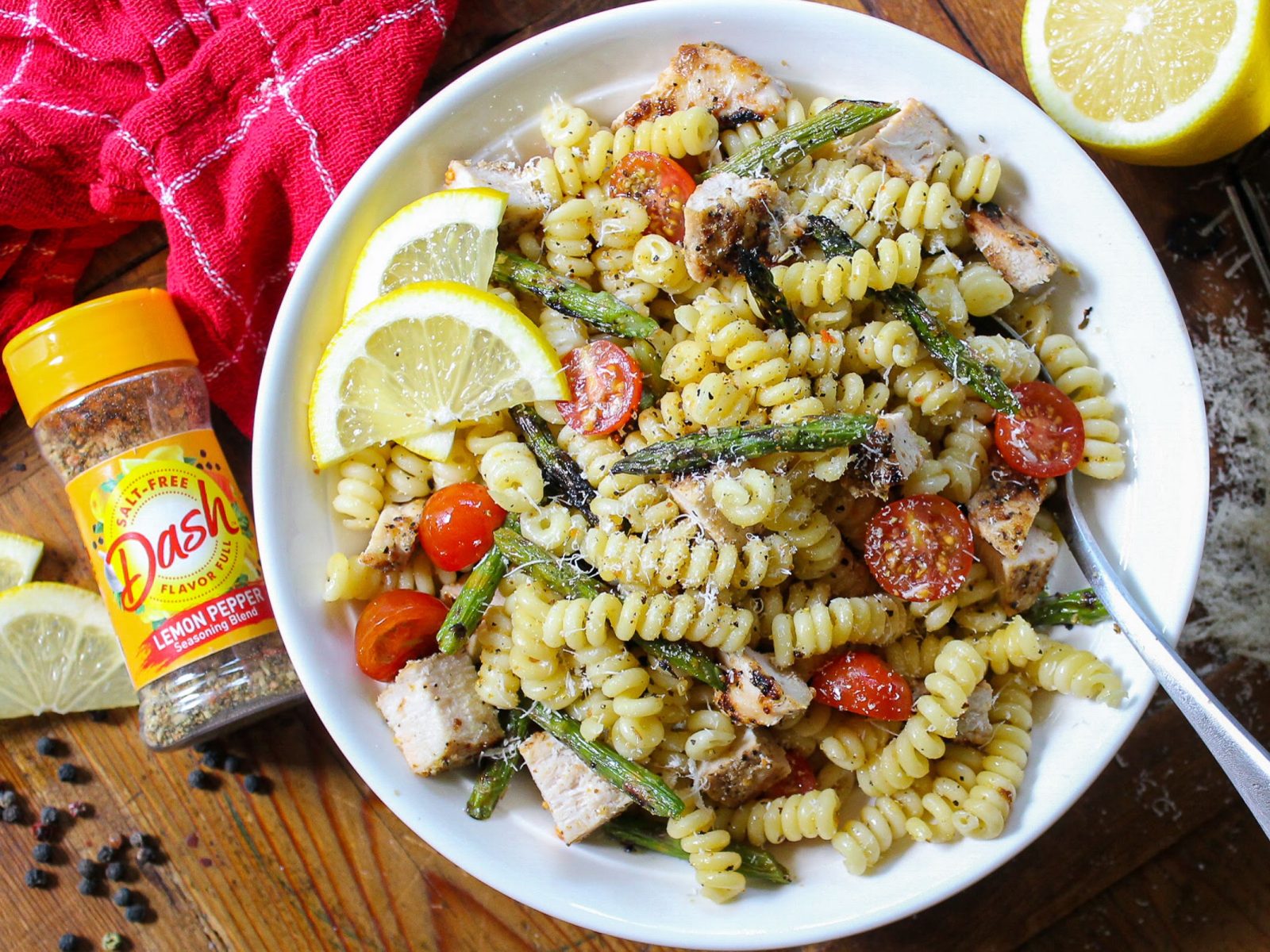 https://www.iheartpublix.com/wp-content/uploads/2021/04/Lemon-Pepper-Pasta-Salad-with-Chicken-Asparagus-1-1600x1200.jpg