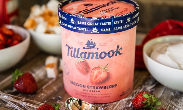 Tillamook Strawberry Shortcake Ice Cream Sundaes – The Ultimate DIY Dessert For Any Get Together