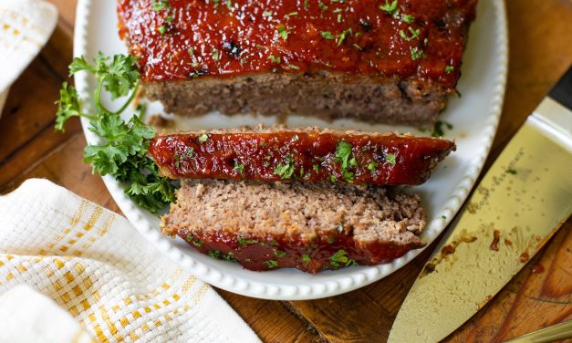 Slow Cooker Meatloaf Is The Ultimate Meal For Your Busy Weeknight!