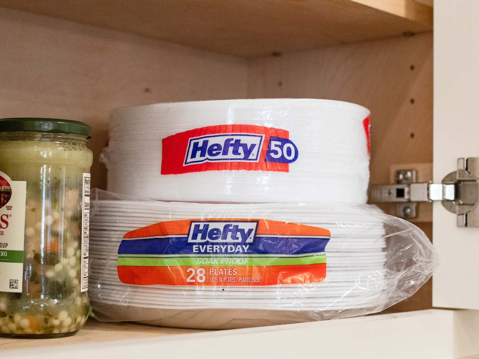 Stock Up On Hefty® Everyday™ Foam Plates At Publix – Buy One, Get One FREE!  - iHeartPublix