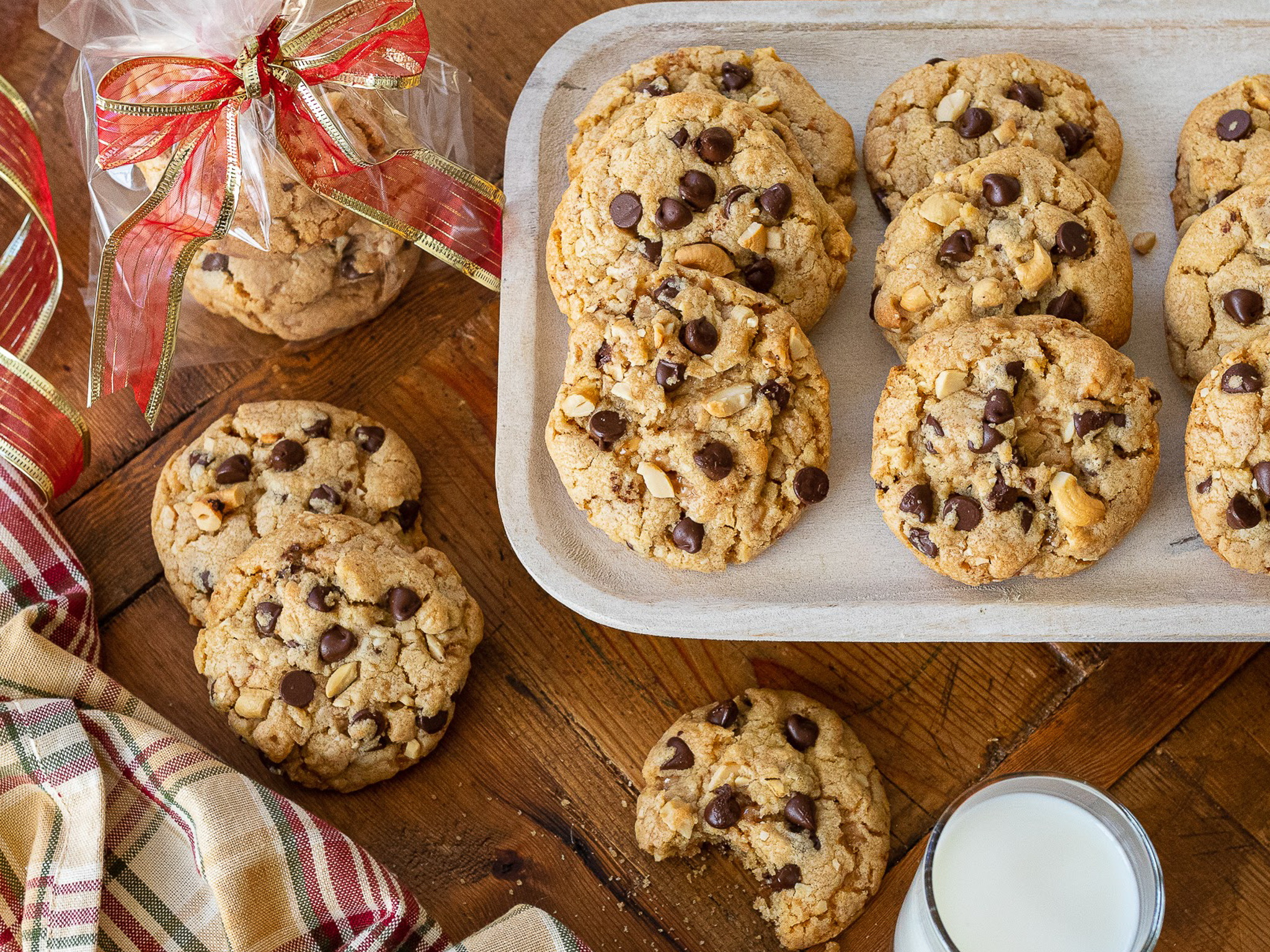 https://www.iheartpublix.com/wp-content/uploads/2022/10/Salted-Toffee-Cashew-Cookies-1.jpg