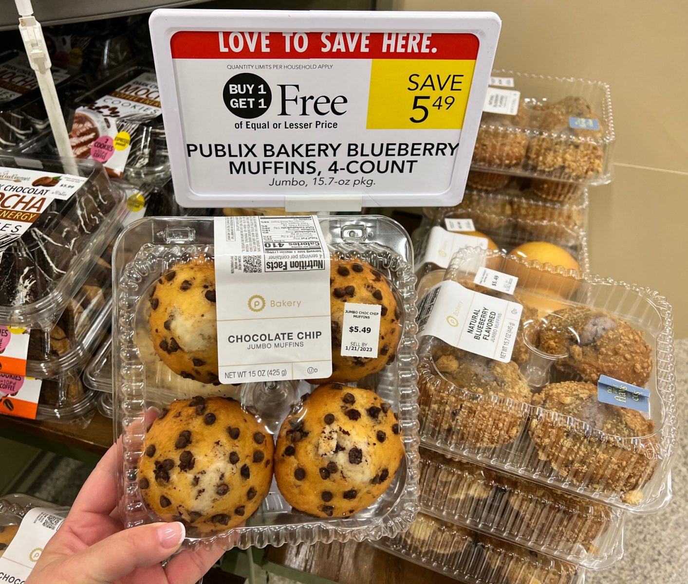 Publix Jumbo Muffins Are Bogo This Week 2 75 For The 4 Count Package Iheartpublix