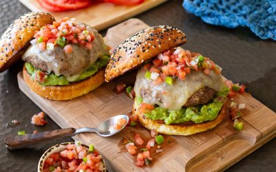 Pick Up BOGO Hellmann’s For Delicious & Juicy Turkey Burgers