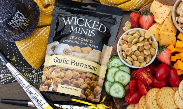 Ring In The New Year With Wicked Mini’s Seasoned Snacking Crackers!